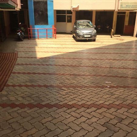 Bharati Lodge Hubli Dış mekan fotoğraf